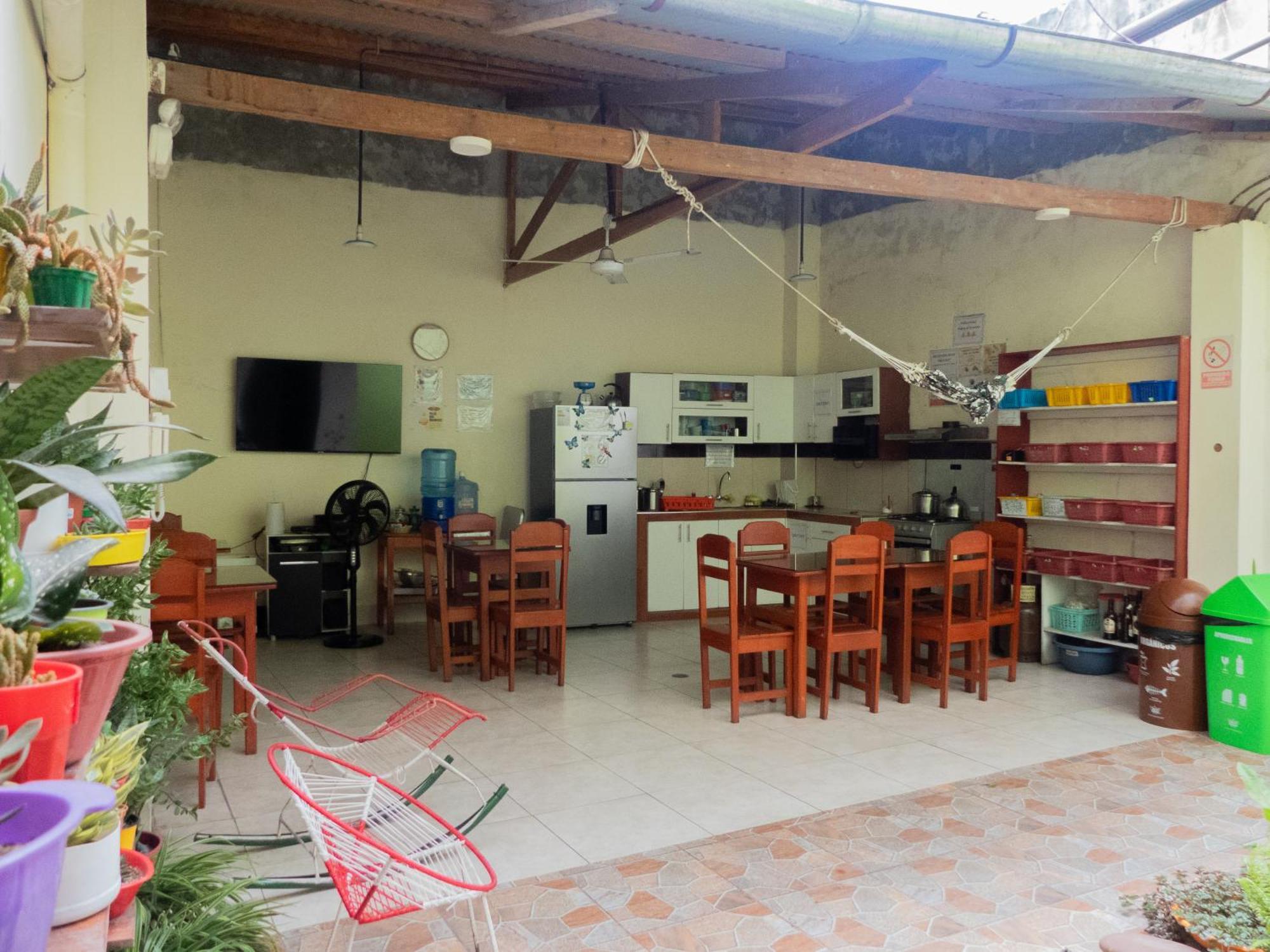 Moicca Youth Hostel Ікітос Екстер'єр фото
